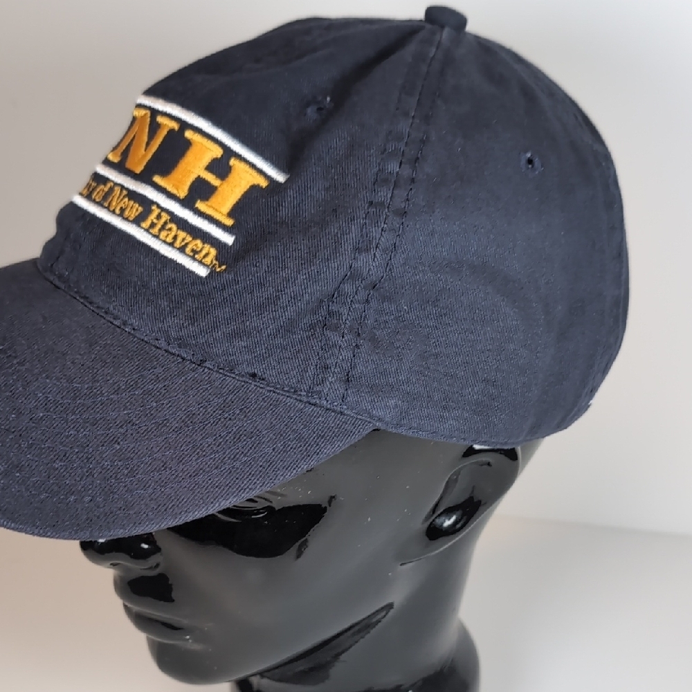 UNH University of New Haven Black Cap vintage 90's - Picture 3 of 8